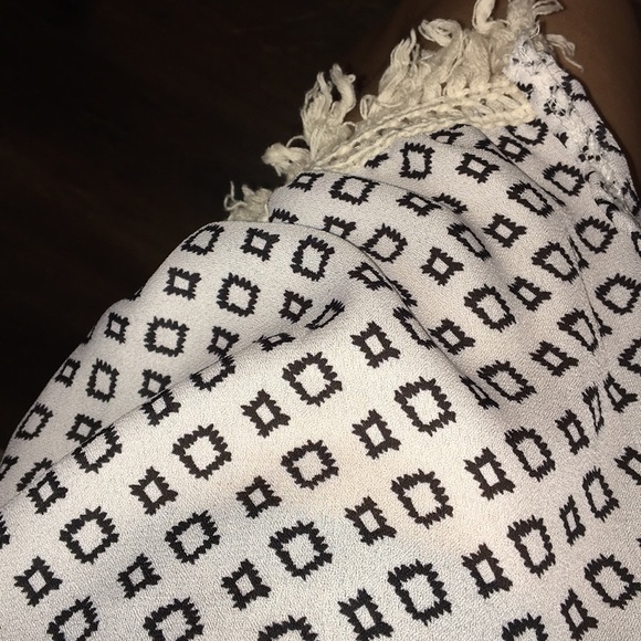 Cardigan - Picture 2 of 3